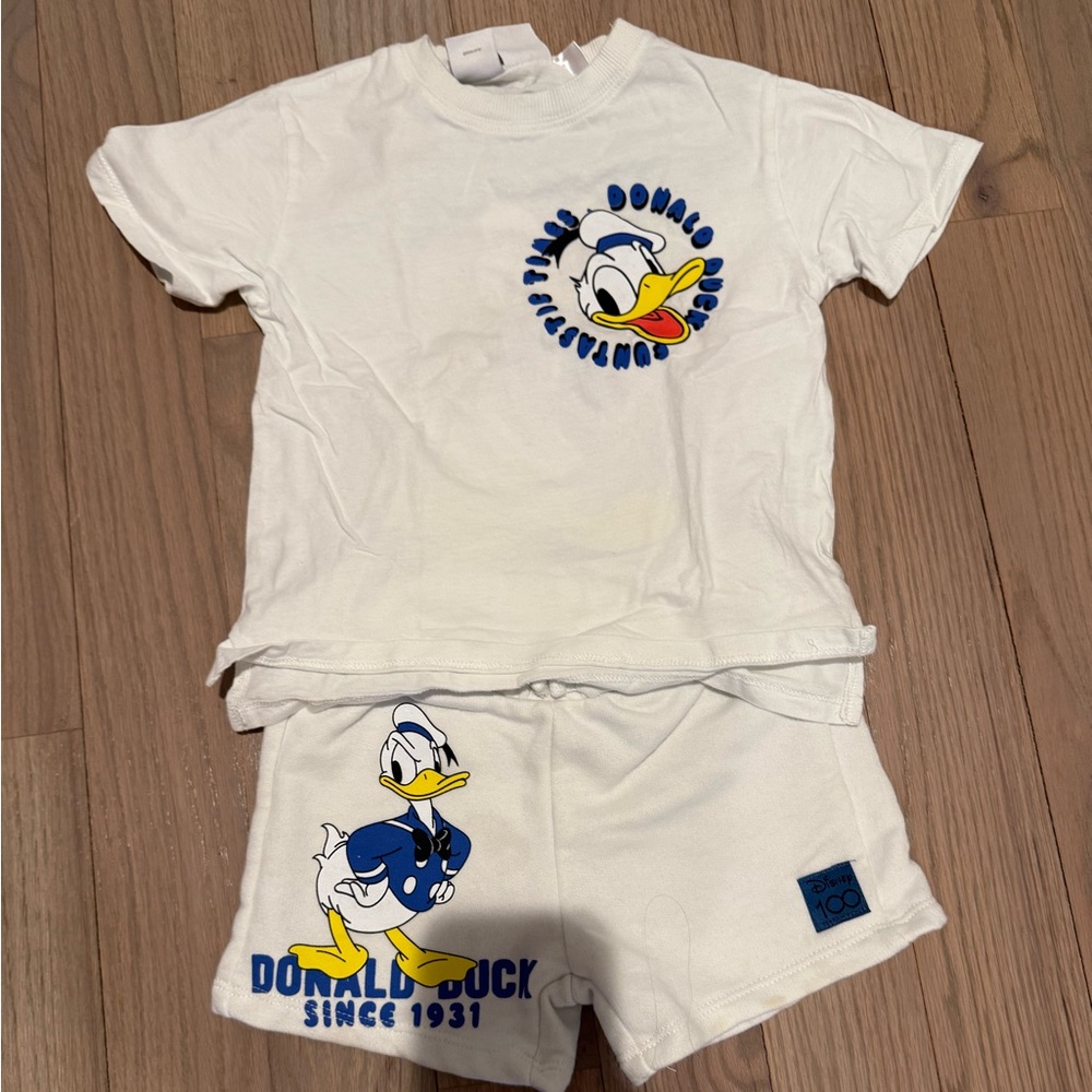 Boys Disney Donald Duck t shirt and shorts